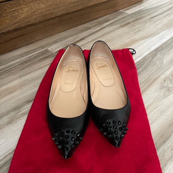 Louboutin pointed toe flats - Picture 4 of 4